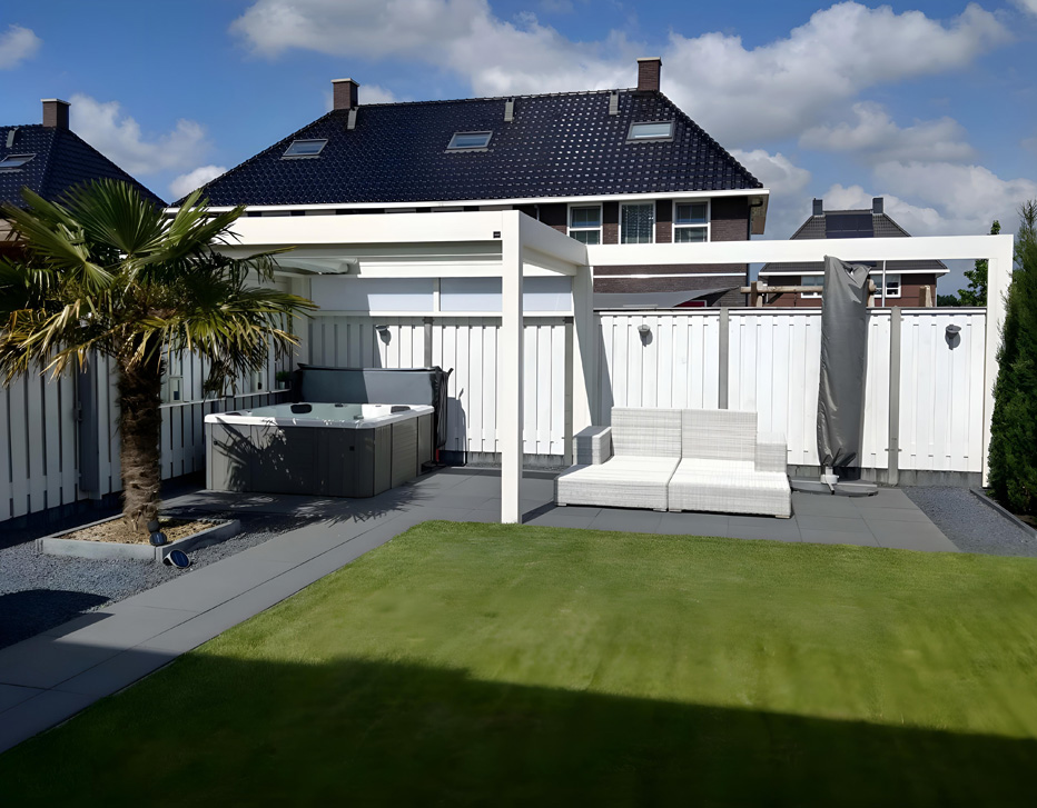 Jacuzzi in de tuin